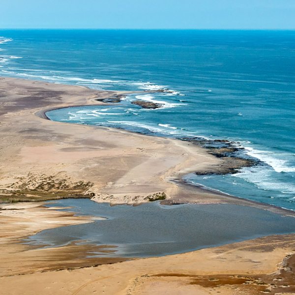 Hoanib Skeleton Coast is ideally located for a Skeleton Coast safari.